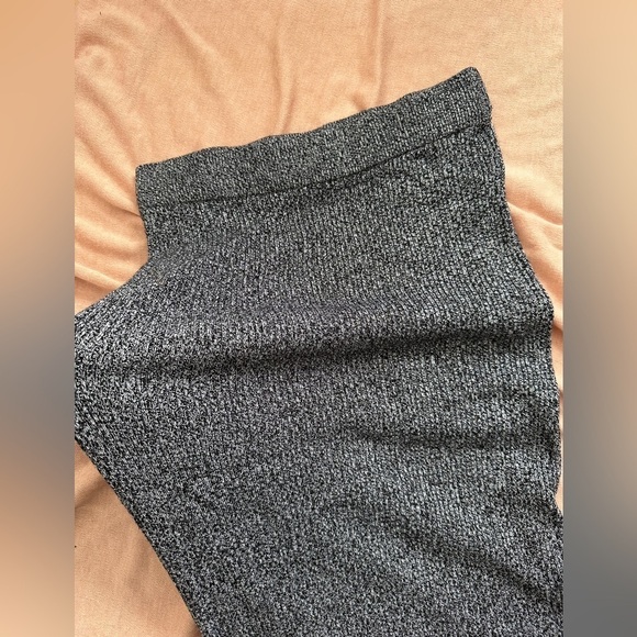 Dynamite Ribbed Pencil Skirt - Size Small - Picture 5 of 12